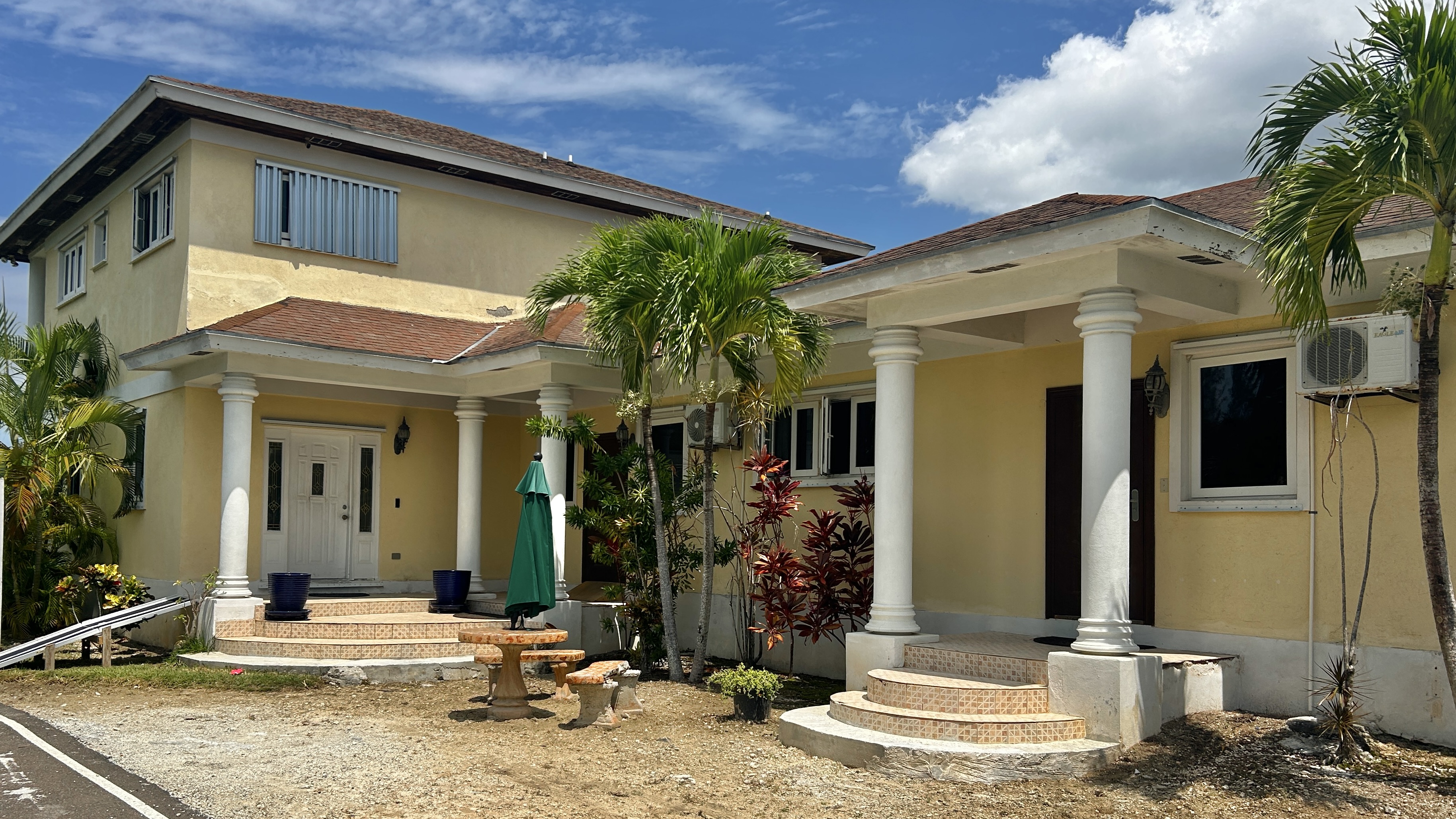 Coral Lakes Circle Fourplex, New Providence/Paradise Island 