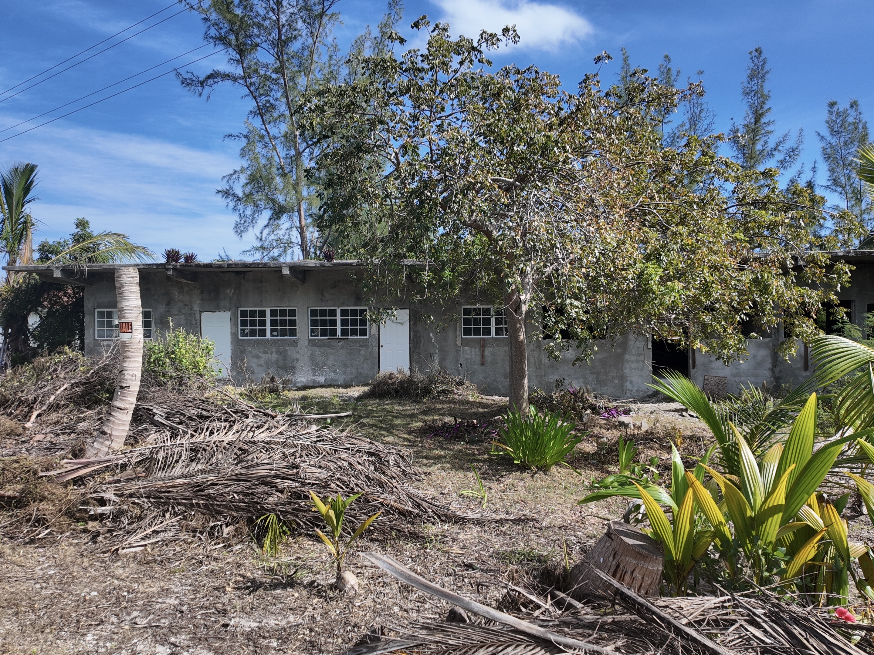 Unfinished Building, Parcel A, Tarpum Bay, Eleuthera
